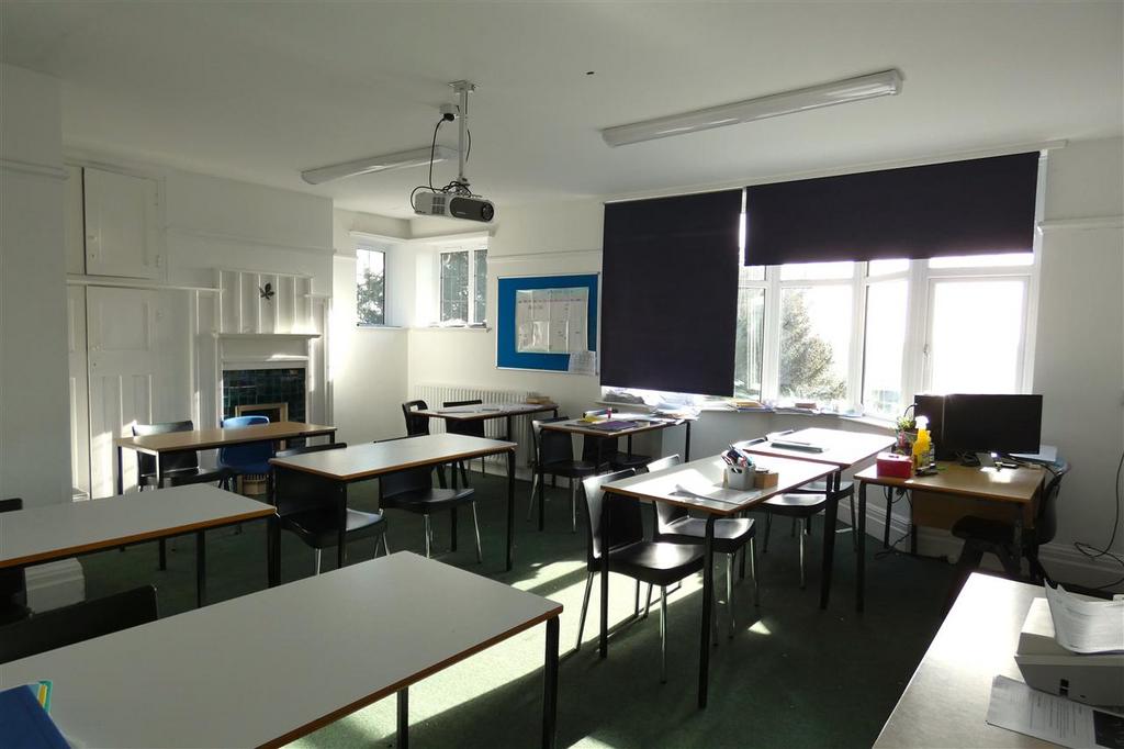 'Corner Room'