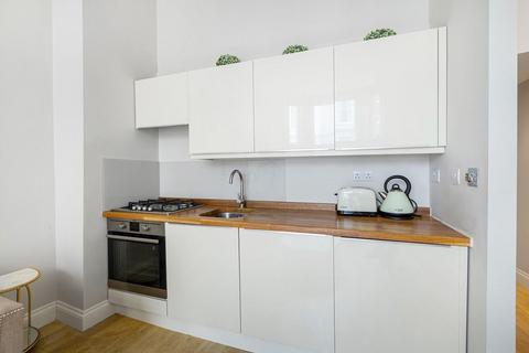 2 bedroom flat for sale, Fairholme Road, West Kensington