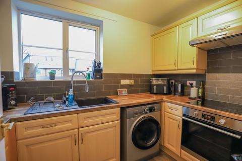 2 bedroom flat for sale, Lancaster LA1