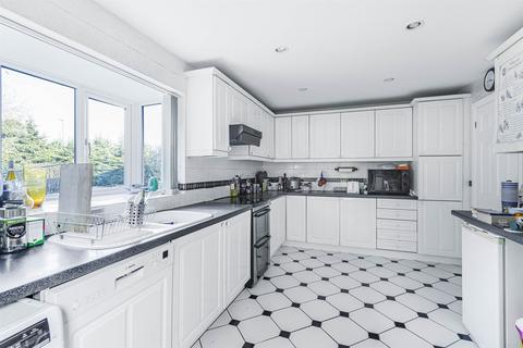 5 bedroom house for sale, Redshots Close, Marlow