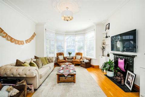 19 Beresford Road, London, E4 6ED