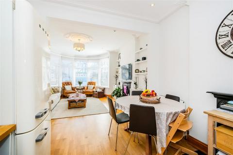 19 Beresford Road, London, E4 6ED