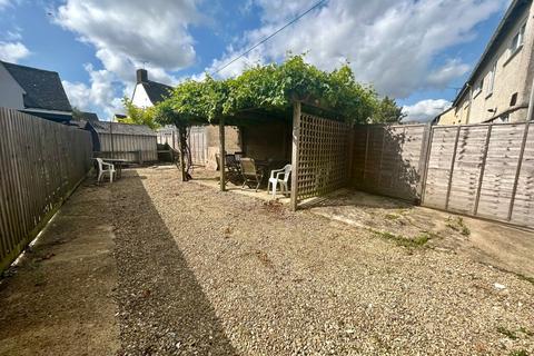30 Bathurst Road, Cirencester, GL7 1SA