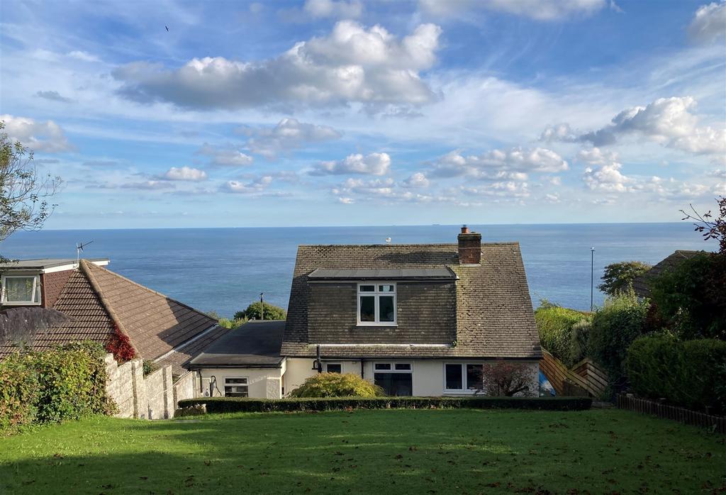 Rear Garden &amp; View*