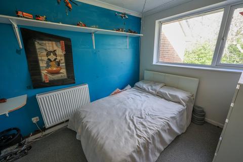 50 Higher Woodside, St Austell, PL25 5EH