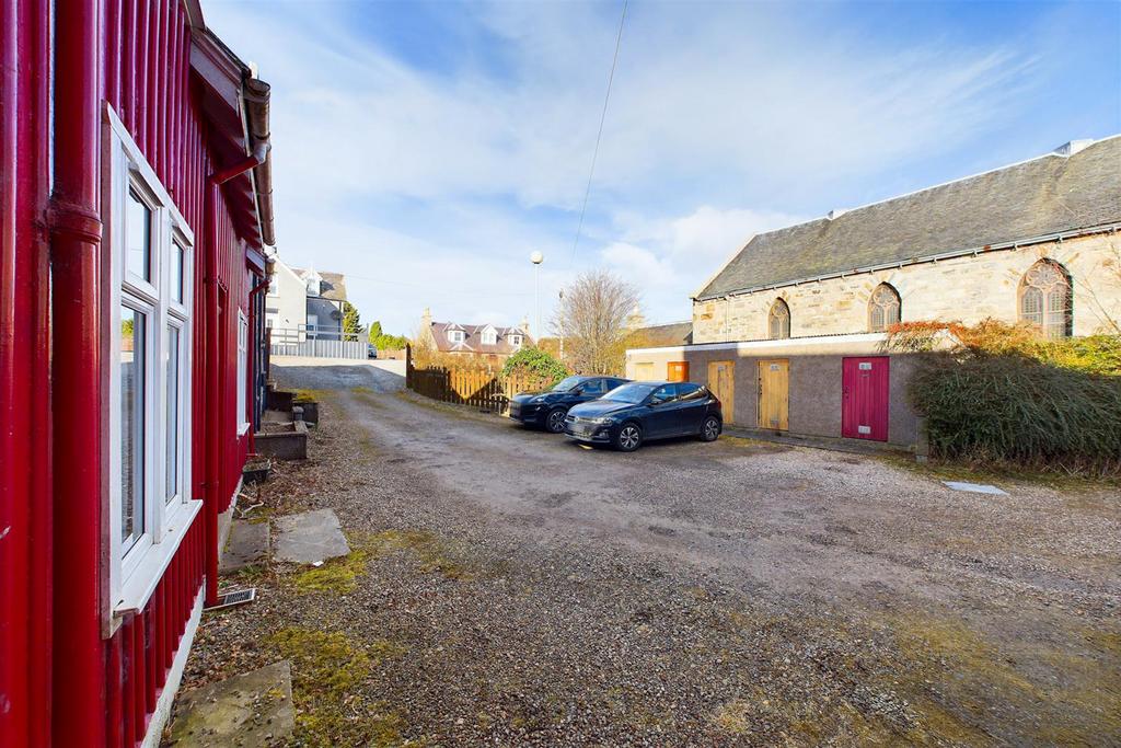 Parking & Shed