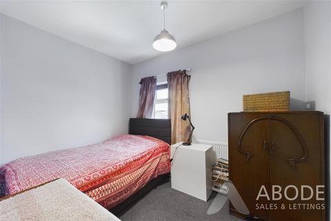 9 Dover Road, Burton-on-trent, DE13 0TD