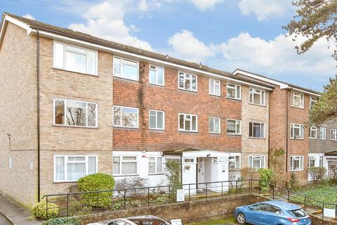 2 bedroom flat for sale, Brighton Road, Sutton, Surrey