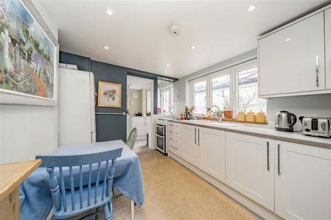 3 bedroom house for sale, North Lane, Teddington TW11