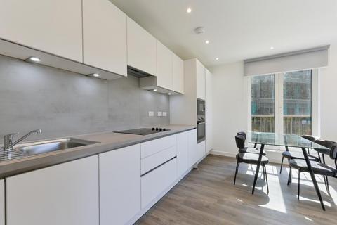 1 bedroom flat to rent, Ridgeway Views, London