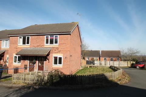 2 bedroom end of terrace house to rent, Godiva Road, Leominster, Herefordshire