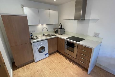 1 bedroom apartment to rent, Southside, St Johns Walk, B5