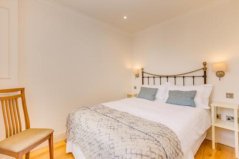 1 bedroom flat to rent, Belgravia Court, 33 Ebury Street, Belgravia, London, SW1W