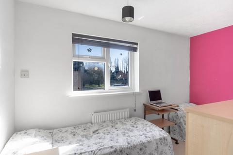 15 The Brambles, Bar Hill, Cambridge, CB23 8SZ
