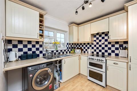 2 bedroom flat for sale, Furzedown, Littlehampton, West Sussex, BN17