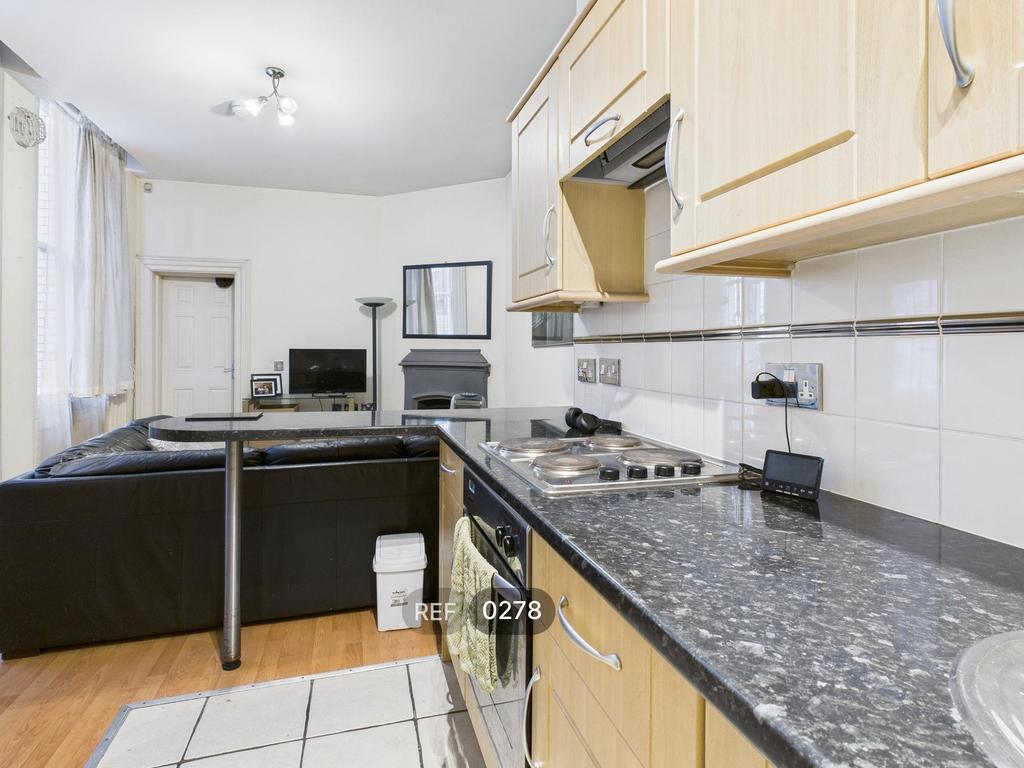 Kitchen &amp; Living area
