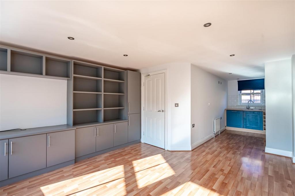 House in York, Scarcroft, Bishophill - View 3
