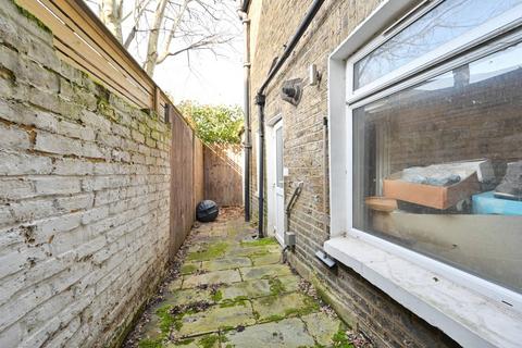 4 Petersfield Road, London, W3 8NY