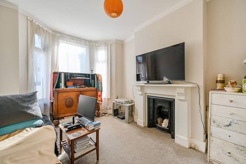 4 Petersfield Road, London, W3 8NY