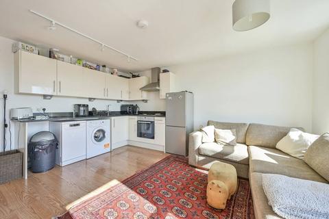 2 bedroom flat to rent, Kingston Road, South Wimbledon, London, SW19