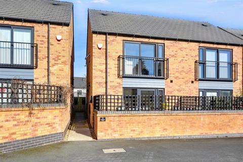 1 bedroom terraced house for sale, Clemency Mews, Beeston