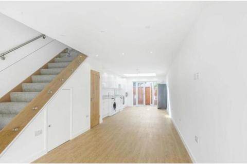 2 bedroom terraced house to rent, Dunstans Road, East Dulwich, London, SE22