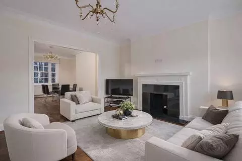 4 bedroom flat for sale – pohled 2