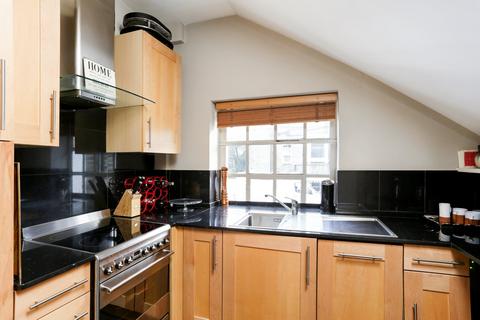 2 bedroom flat for sale, Redcliffe Gardens, Chelsea, London