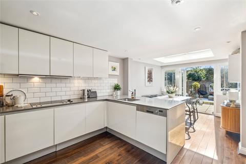 4 bedroom end of terrace house for sale, Killarney Road, London, SW18