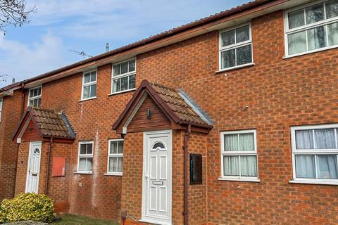 1 bedroom flat to rent, Dalesford Road, Aylesbury HP21