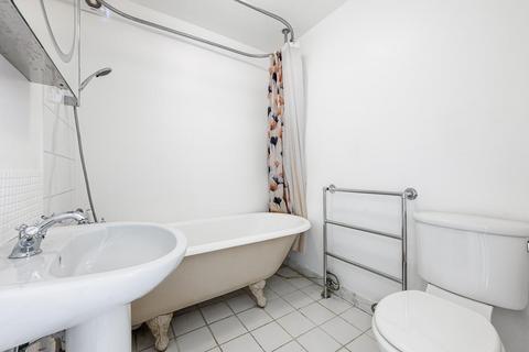 2a Westwick Gardens, London, W14 0BU