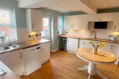 33 Plantation Drive, Sutton Coldfield, B75 7JQ