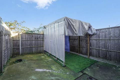113 Woodheyes Road, London, NW10 9DE