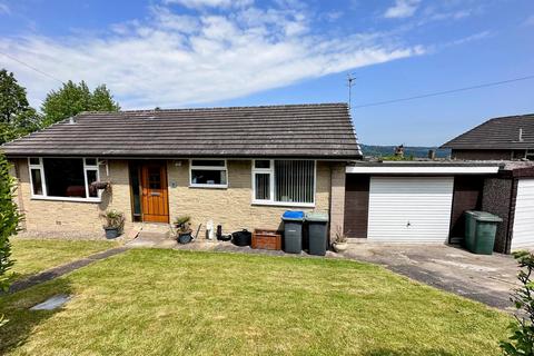 2 bedroom detached bungalow to rent, Oaklands, Idle, Bradford