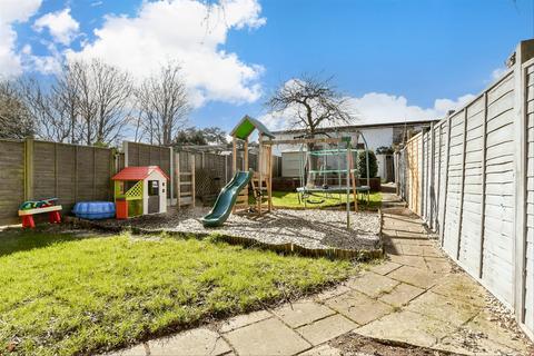 41 Downsway, Whyteleafe, CR3 0EW