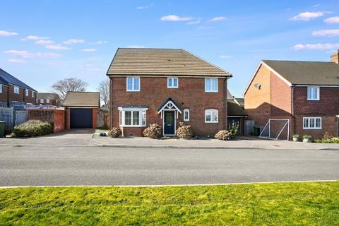 4 bedroom detached house for sale, Cricketers Way, Coxheath, ME17