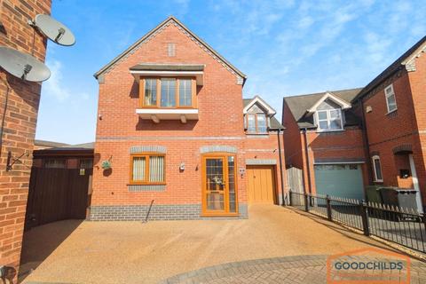 4 bedroom detached house for sale, Poplar Court, Park Road, Bloxwich, WS3