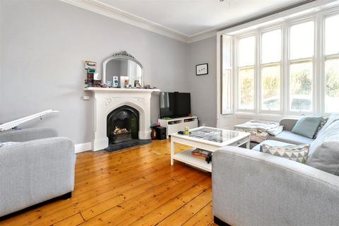 3 bedroom semi-detached house for sale, Charming period home in central Clevedon location