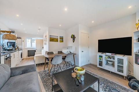 2 bedroom end of terrace house for sale, Tarragon Close, London, SE14
