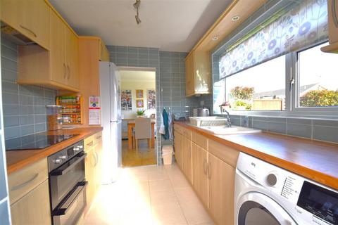 3 bedroom semi-detached bungalow for sale, Cambridge Gardens, Rochford