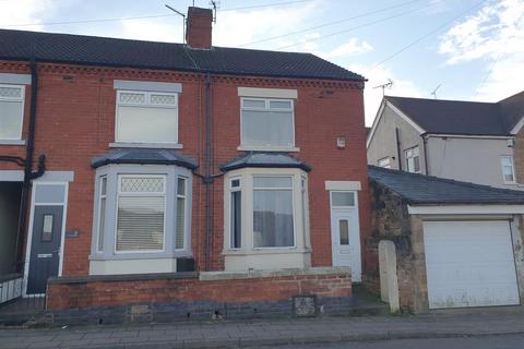 2 bedroom end of terrace house for sale, Portland Street, Sutton in Ashfield