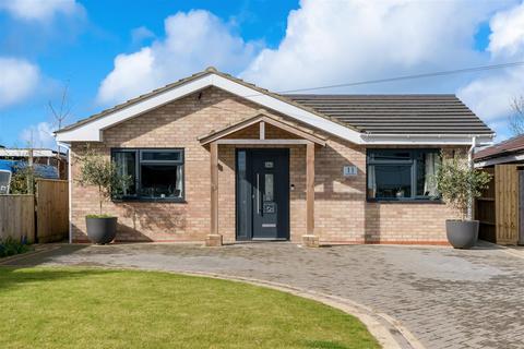 3 bedroom detached bungalow for sale, Manor Farm Road, Tredington, Shipston-on-Stour