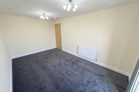 2 bedroom apartment to rent, Hartshill House, St. Andrews Square ST4