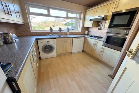 2 bedroom semi-detached bungalow for sale, Nab Wood Terrace,  Nab Wood, Shipley, West Yorkshire