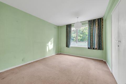 2 bedroom flat for sale, Lymer Avenue, London SE19