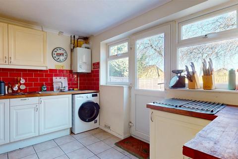 2 bedroom end of terrace house for sale, Harlans Close, Eaglestone, Milton Keynes