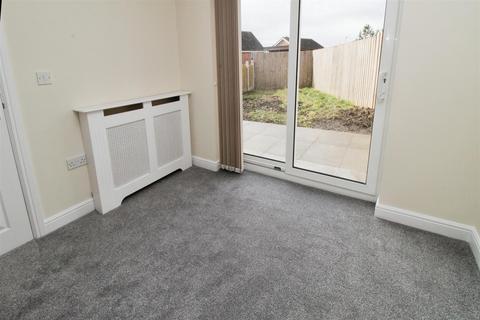 22 Chartwell Drive, Bradford, BD6 3DA