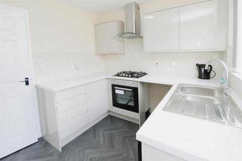 22 Chartwell Drive, Bradford, BD6 3DA