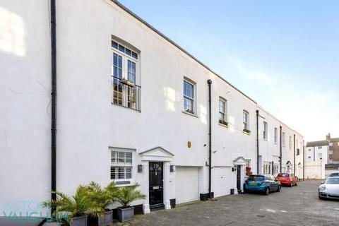 undefined, Marine Terrace Mews, Brighton BN2