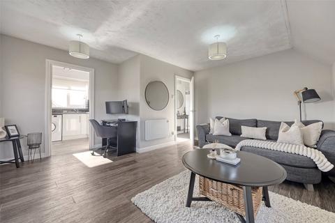 2 bedroom penthouse for sale, Headingley Close, Pitsea, Basildon, Essex, SS13